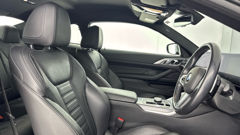 BMW 4 Series 420i xDrive M Sport 2dr Step Auto Petrol Coupe